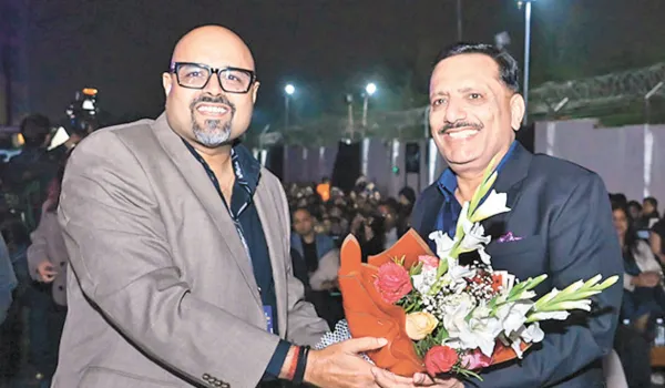 'दीवाना तेरा' में 'संदेसे आते हैं... हमें तड़पाते हैं' ने किया भावुक