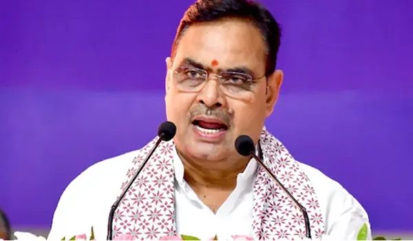 MLA सरकार के दो वर्ष के ऐतिहासिक कार्यों को सदन में रखें: CM