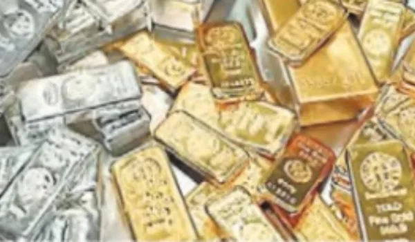 क्रैश हुई चांदी, सवा लाख गिरकर 2,92,000 पर आई