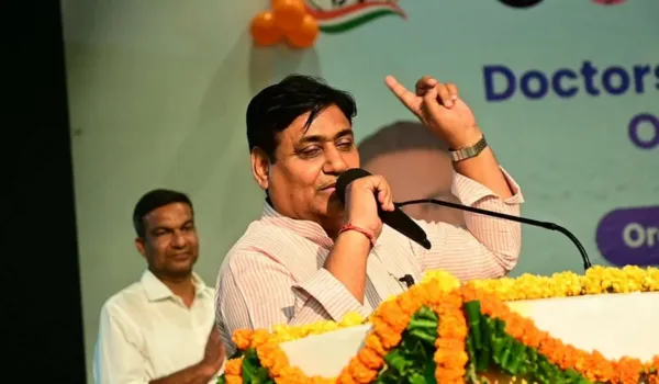 लोकतंत्र और संविधान की रक्षा में भी आगे आएं चिकित्सकः डोटासरा