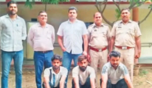 फिरौती के लिए छात्र का अपहरण, पुलिस ने 30 किमी पीछा कर छुड़ाया