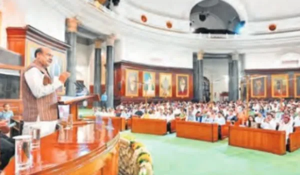 लोकतंत्र की नींव हैं स्थानीय निकायः बिरला