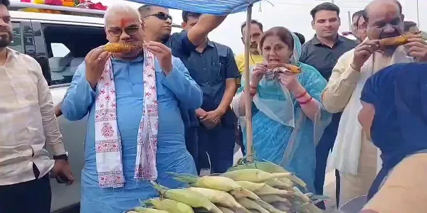 बारिश में भुट्टे खाते दिखे ओम बिरला और मदन दिलावर