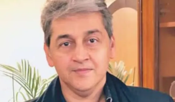 सीएस ने शहरों में स्ट्रीट लाइट पर सोलर पैनल व सीसीटीवी लगाने के दिए निर्देश