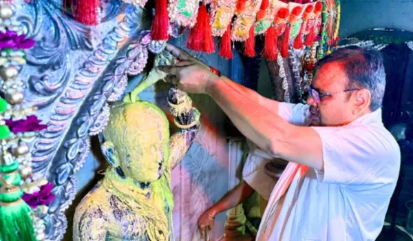 मुख्यमंत्री ने गुरु पूर्णिमा पर किया गुरुओं का सम्मान