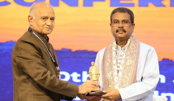 उच्च शिक्षा में बढ़ा लड़कियों का नामांकनः प्रधान