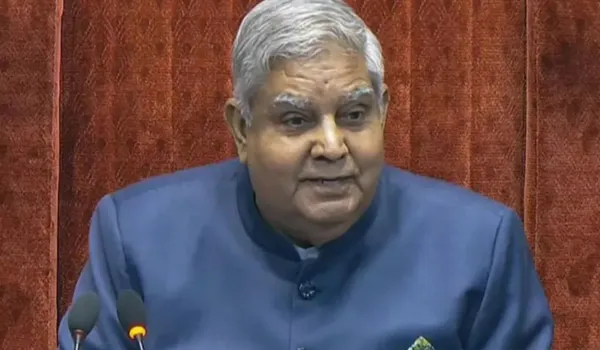 उपराष्ट्रपति के काफिले में घुसी कार, तीन गिरफ्तार