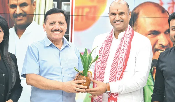 जागरूक जनमत के निर्माण में मीडिया प्लेटफॉर्म्स की अहम भूमिका