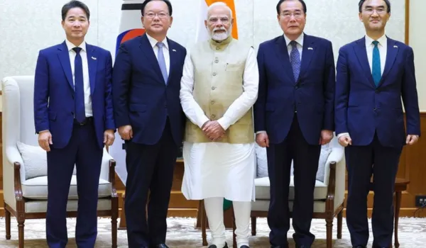 मोदी ने द. कोरिया के विशेष दूतों से की मुलाकात