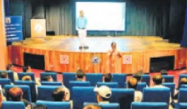 271 मास्टर ट्रेनर्स को दिया विशेष पुनरीक्षण प्रशिक्षण