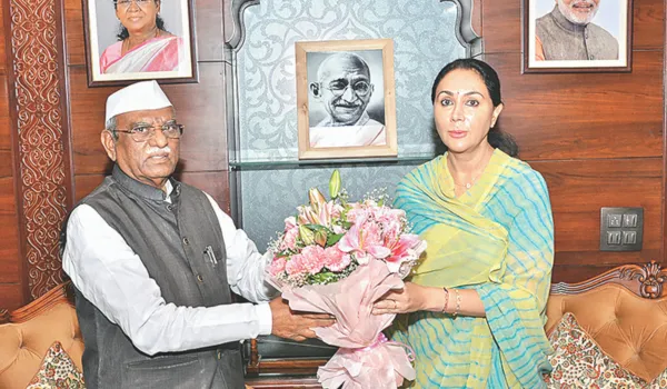 डिप्टी सीएम दीया ने तीज महोत्सव का दिया निमंत्रण