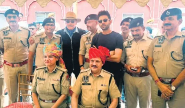 घोड़ी-बग्घी पर शाही विदाई फिल्मी सितारों से सजे पल