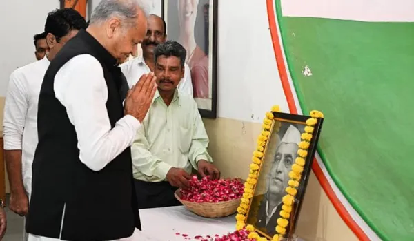 लोकतंत्र को कमजोर कर रही BJP और RSS: गहलोत