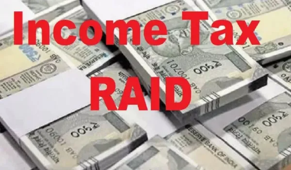 IT रेड में पकड़ी 1 करोड़ की नकदी