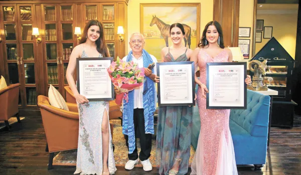 जुनून और संघर्ष से लिखी सफलता की इबारत, तीन बेटियों को मिला सम्मान