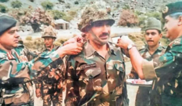 कारगिल विजय दिवसः लहू से सनी जमीन पर लहराया था तिरंगा