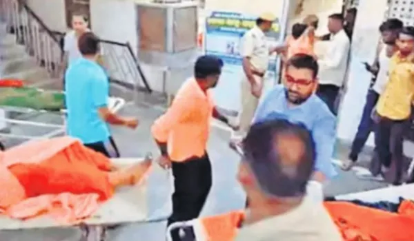 वैन व पिकअप की भिड़ंत में चार महिलाओं की मौत