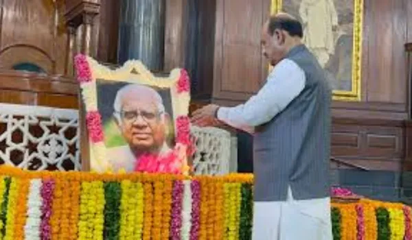 सोमनाथ चटर्जी की जयंती पर संसद में किया नमन