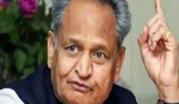 गहलोत ने साधा सरकार पर निशाना
