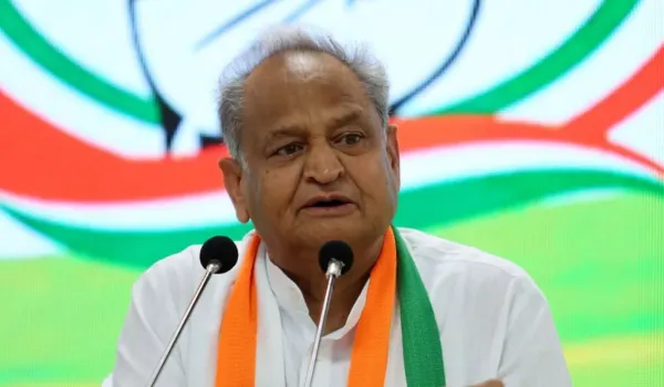 गहलोत का भाजपा सरकार पर निशाना