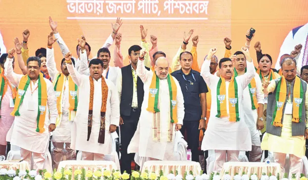 मुस्लिम वोटों के लिए 'ऑपरेशन सिंदूर' का विरोध कर रही हैं 'दीदी': शाह