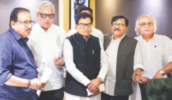 विपक्ष की संसद का विशेष सत्र बुलाने की मांग