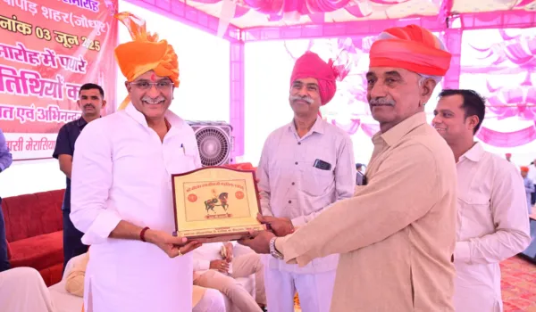 इतिहास से विमुख समाज जड़ से कटे पेड़ जैसा: शेखावत