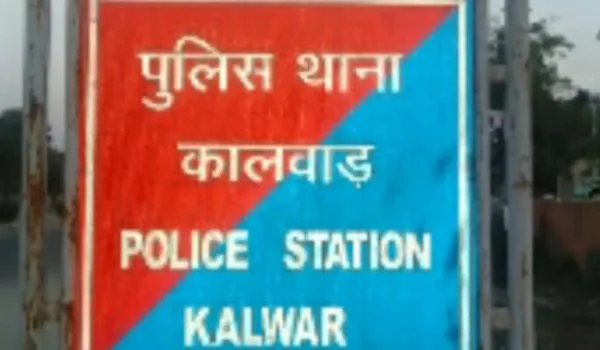 पति के आत्महत्या मामले में पत्नी और प्रेमी गिरफ्तार