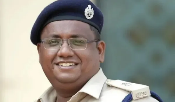 छग: बारूदी सुरंग में विस्फोट, ASP शहीद