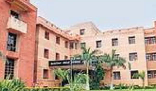 साहू के लिए आयोग की साख दोबारा स्थापित करना चुनौती