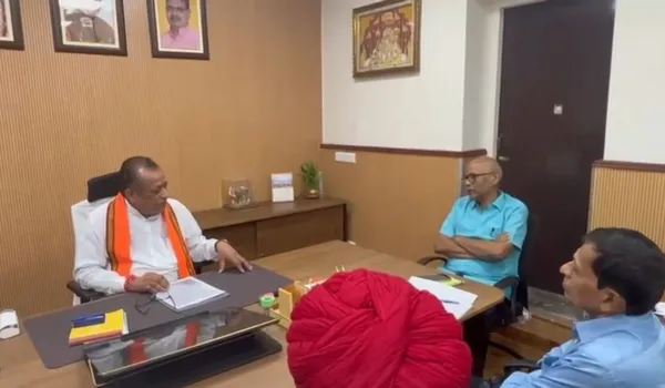 बैठक में मंत्री ने दिए पशुपालकों की समस्याओं के समाधान के निर्देश