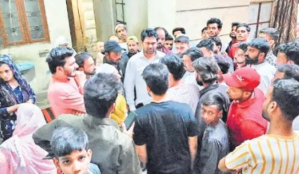 हादसे में टूटी रिश्तों की डोर... बुझे कई परिवारों के चिराग