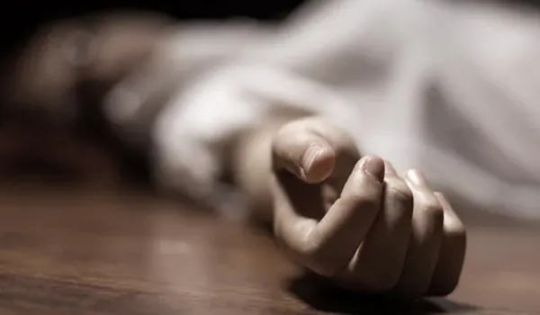 बेटे ने पिता की पत्थर से सिर कुचल कर की हत्या