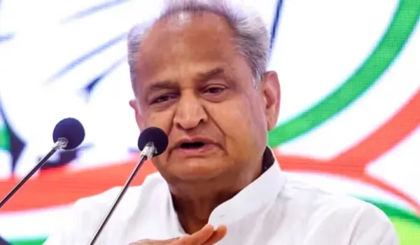 सरकार पर साधा निशाना
