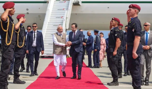 कूटनीतिक मिशन पर मोदी... आतंक के हिमायतियों को देंगे जवाब
