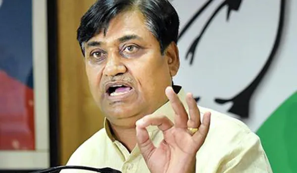 कंडम विमान उड़ा रहे हैं, इससे बुरा क्या होगाः डोटासरा