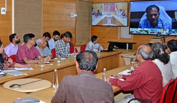 एक बूथ पर 1200 से अधिक मतदाता हुए तो होगा पुनर्गठन