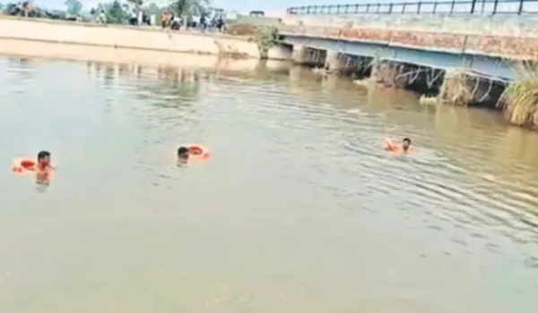 नहर में बोलेरो गिरने से 6 लोग बहे... 3 को बचाया, 1 की मौत