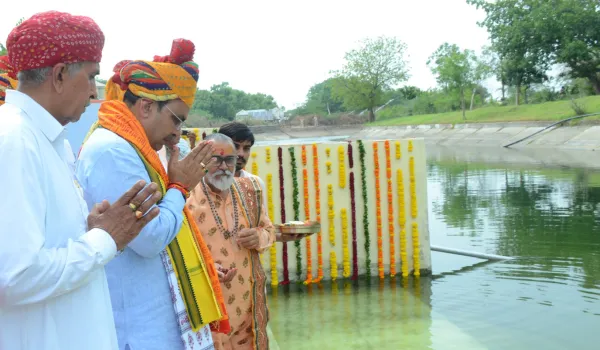 पानी, बिजली और रोजगार सरकार की प्राथमिकताः सीएम
