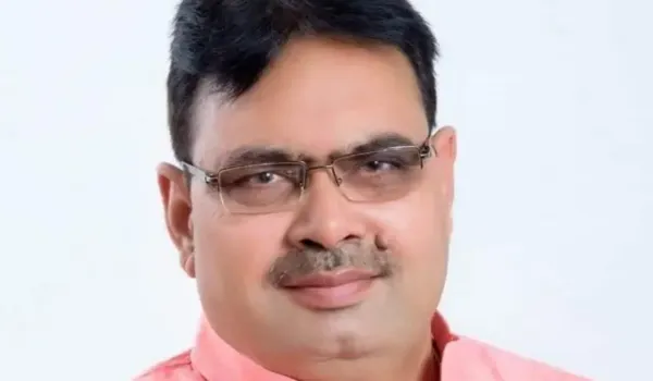 सरकार हर योग्य युवा को रोजगार देने के लिए प्रतिबद्ध