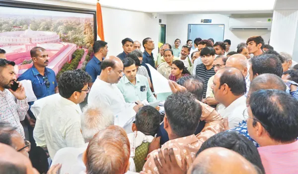 बिरला ने सुनीं जनता की समस्याएं