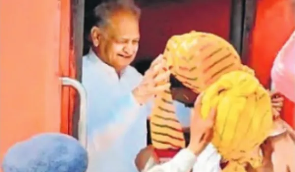 अपराध बढ़े, लोगों में डर, मुख्यमंत्री भरतपुर का नाम रोशन करें