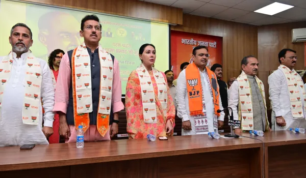 नेहरू की जिद से गया कश्मीर मुखर्जी ने राष्ट्र के लिए दी जान