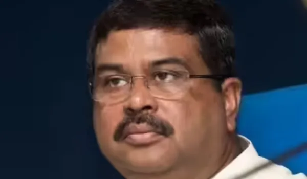 सीबीएसई 2026 से 10वीं की बोर्ड परीक्षा साल में दो बार कराएगा
