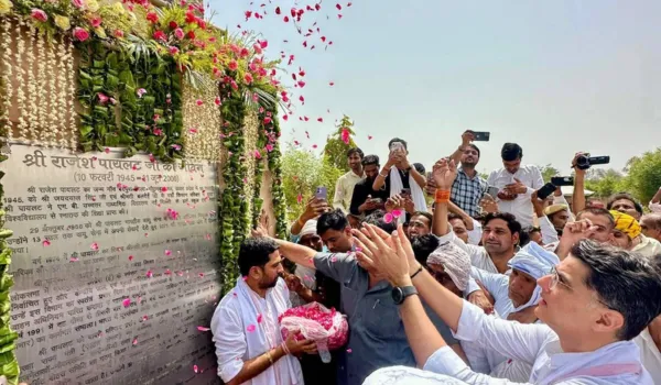 गहलोत मुझे भी वैसा ही स्नेह देते हैं जैसा वैभव को: सचिन