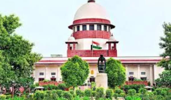 RTI आवेदन दायर करना नया धंधा बन गया है: सुप्रीम कोर्ट