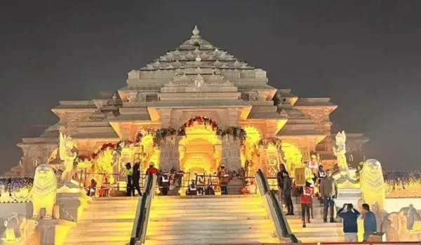 8 आरोपियों के घर छापेमारी, अनुकल्प से डायरी बरामद