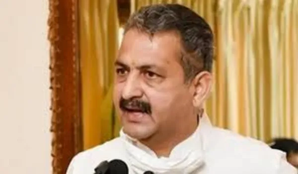 कांग्रेस ने संपत्तियों की देखभाल का प्रभार सिंगला को सौंपा