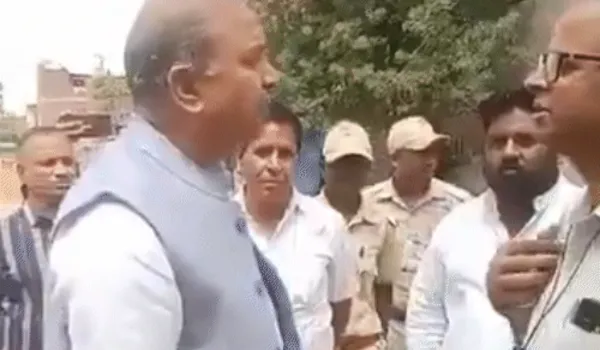 कॉन्फिडेंस में लेते मुझे : रफीक खान... क्यों दूं ये मेरी जगह है : राकेश राय