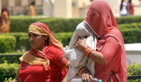 मार्च में मई जैसी तपिश... बाड़मेर @ 38.8 डिग्री